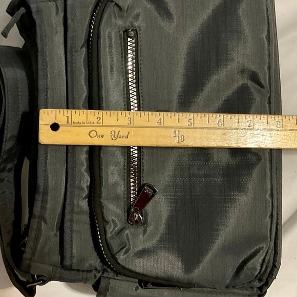 Lug Brand Grey Purse Infinity Collection Shimmy - Picture 16 of 16